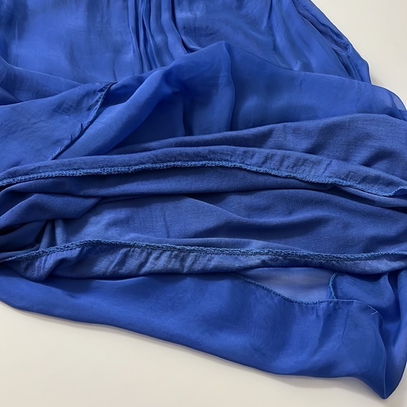 MARIE LA LUNE Blue Silk Blend Top with Sequins on Shoulder NWT - Picture 6 of 13